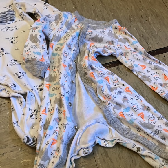 4 footed pajamas - Picture 6 of 9